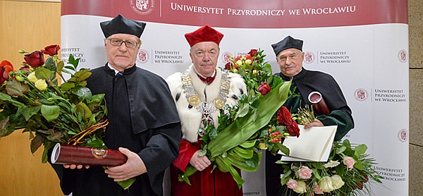 Prof. dr hab. prof. zw. Tomasz Janowski doktorem honoris causa  Uniwersytetu Przyrodniczego we Wrocławiu   